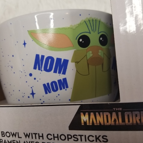 Star Wars Mandalorian Baby Yoda Grogu Nom Nom Ramen Bowl Chopsticks NWT Star War - Picture 4 of 6